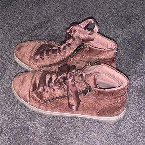 Steve Madden Pink Velvet Sneakers